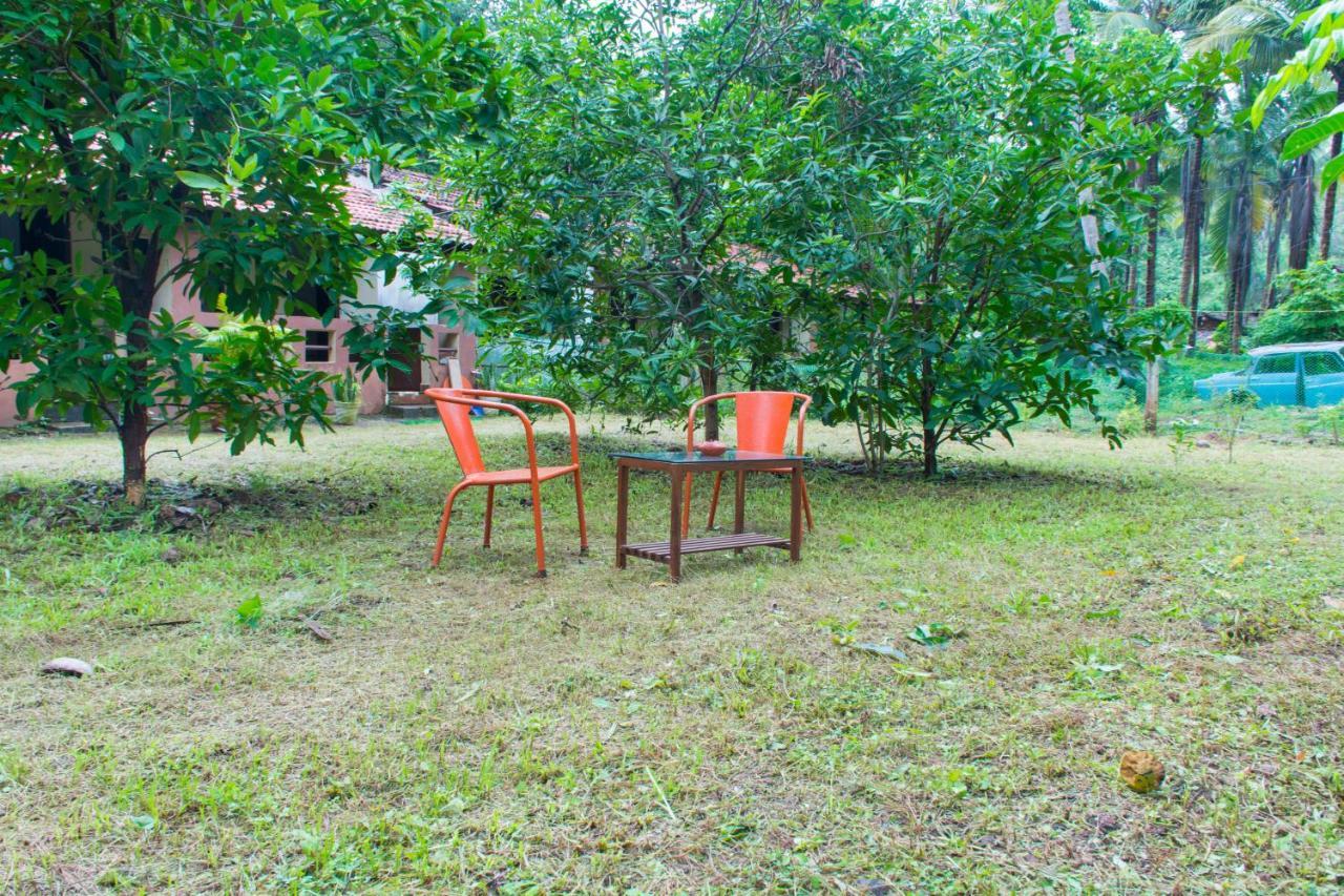 Raikar Guest House Bogmalo Exterior foto
