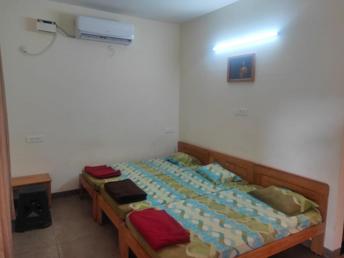 Raikar Guest House Bogmalo Exterior foto